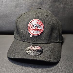 New York Yankees Black Flex Fit Cap Size M/L